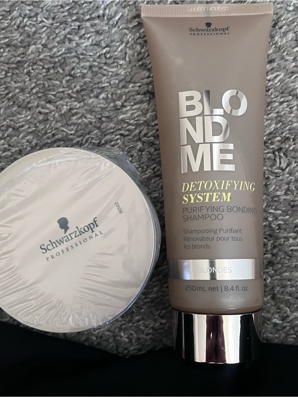 Schwarzkopf BlondMe Detoxifying System Purifying Bonding Shampoo - and Mask